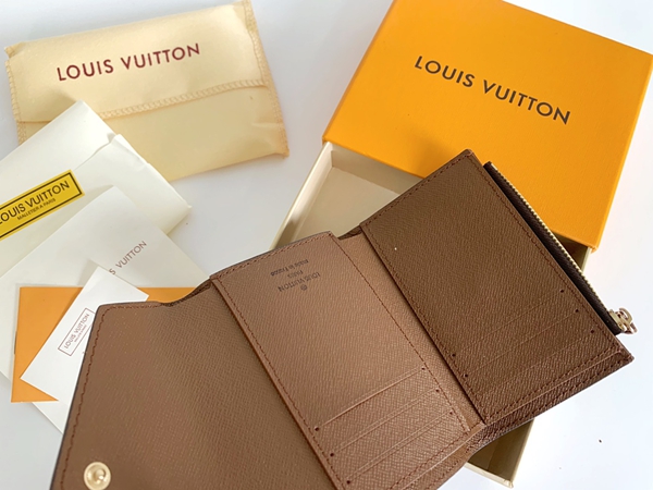 LVコピーウォレット全体デザイン